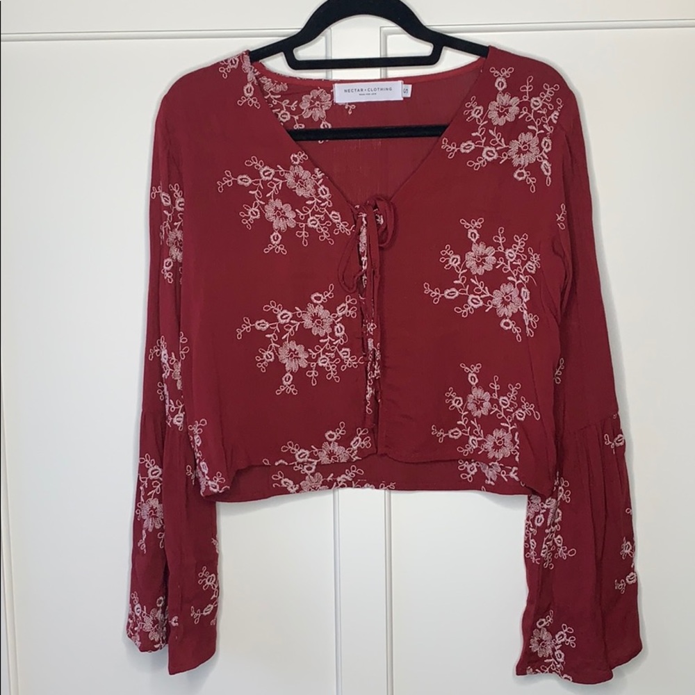 Cute brick red top